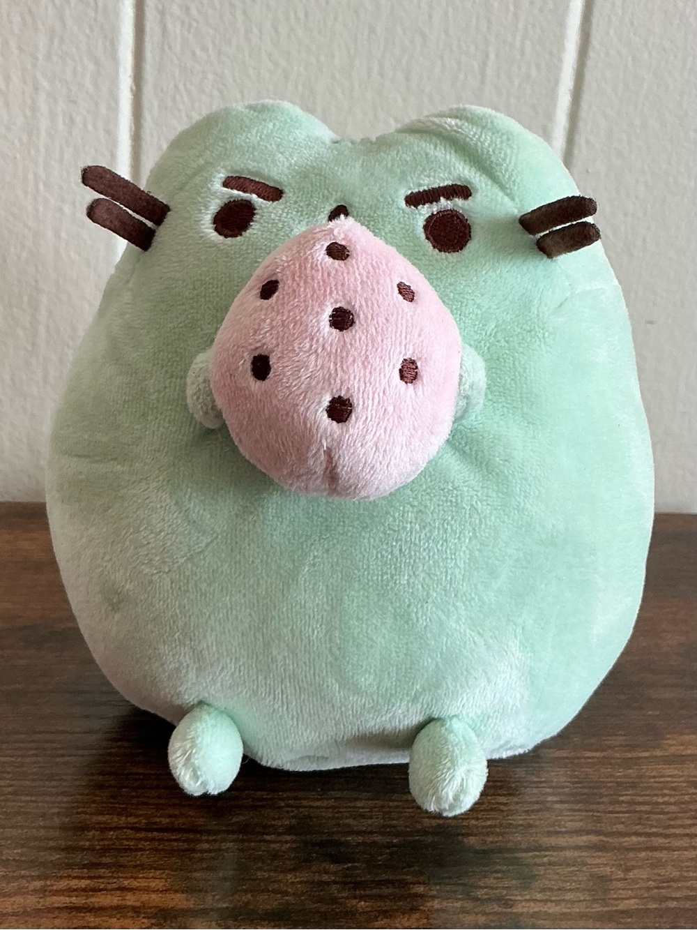 GUND Pusheen Pusheenosaurus Green Dinosaur Cat Plush 6" Standing with Pink Egg